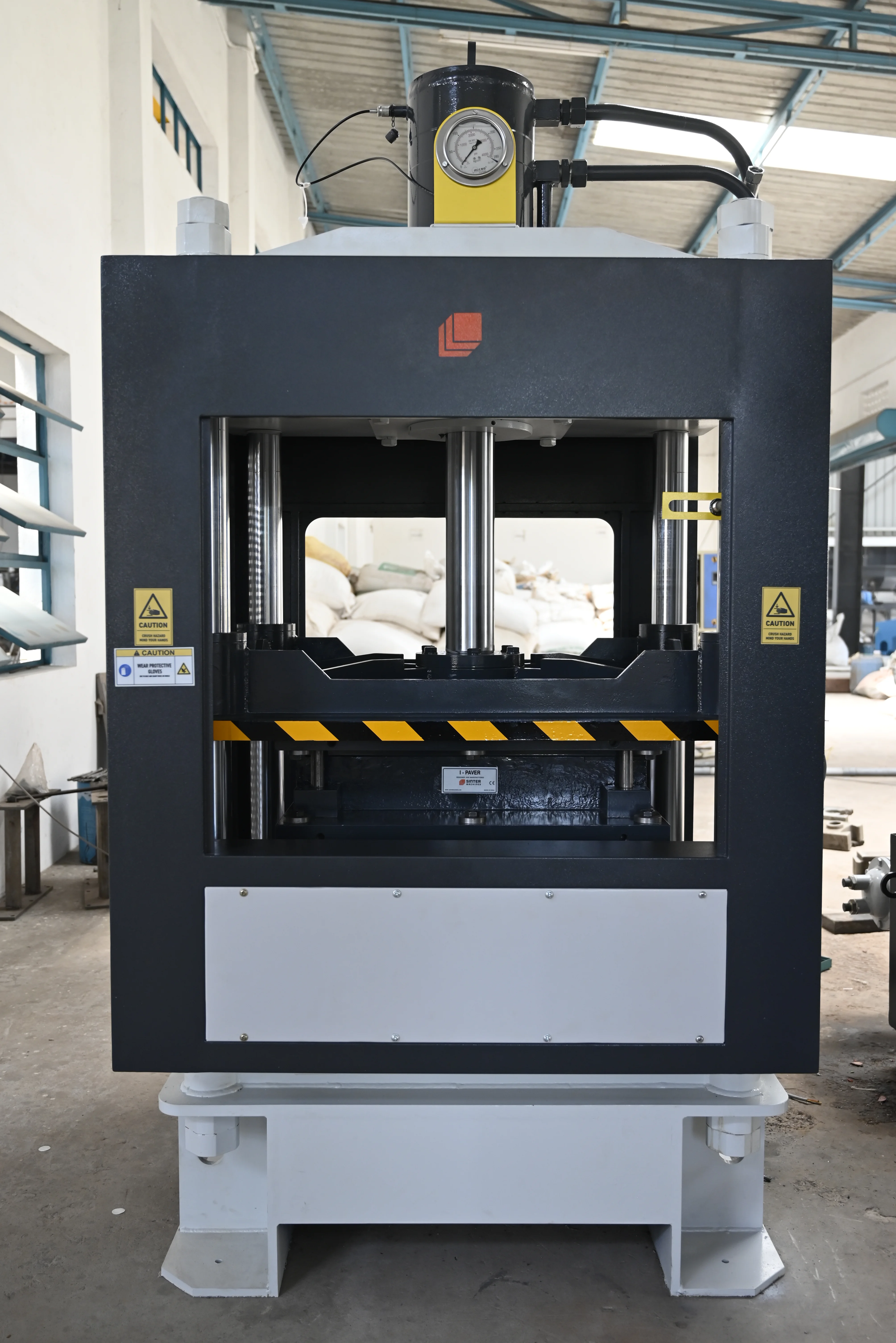 Kerbstone Press — hydraulic press 1