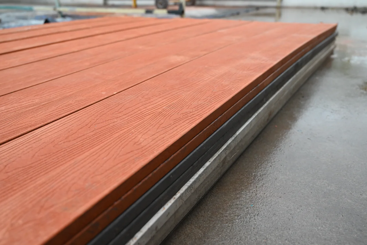 Decking Planks Press — finished product 2