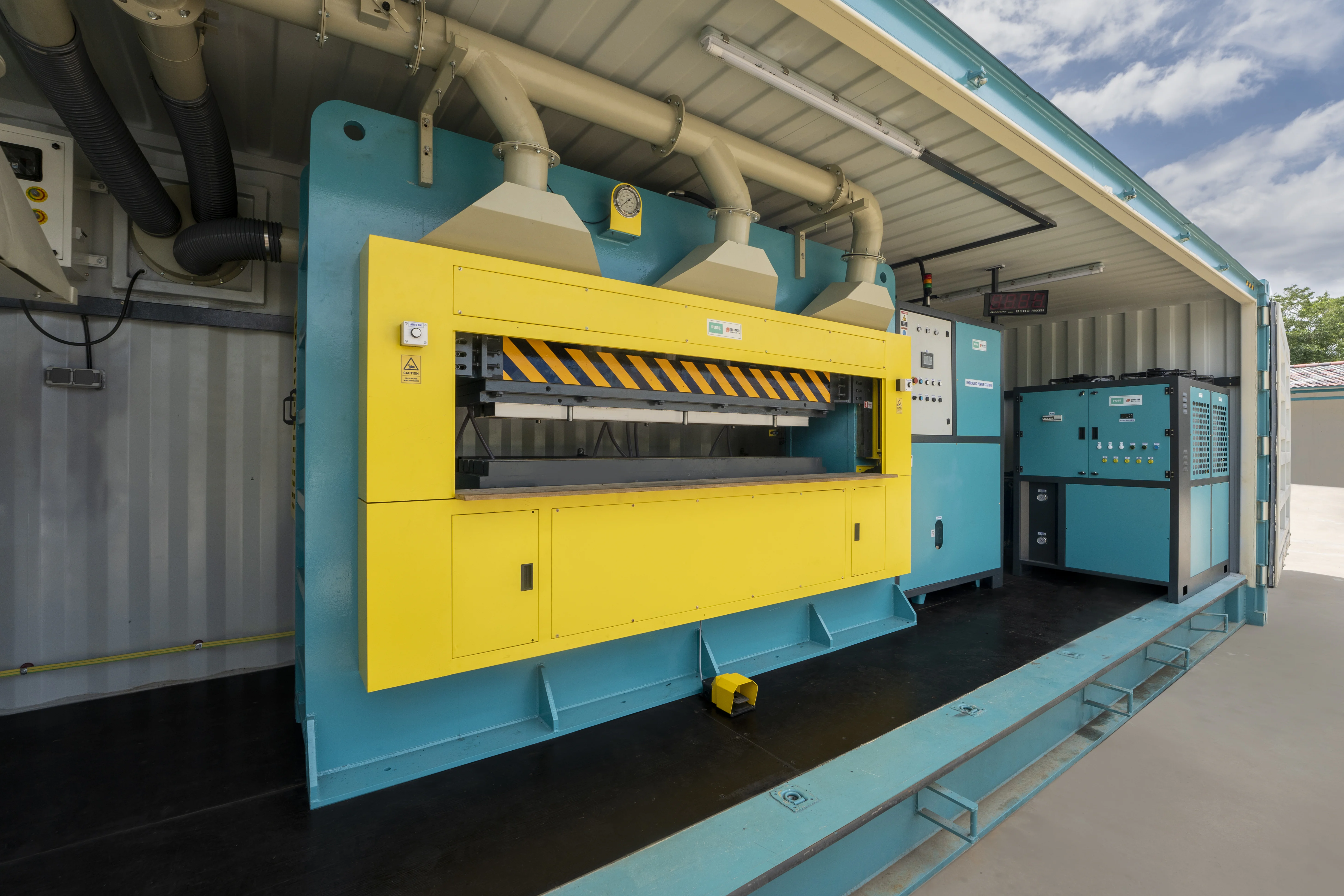Park Bench Planks Press — hydraulic press 4