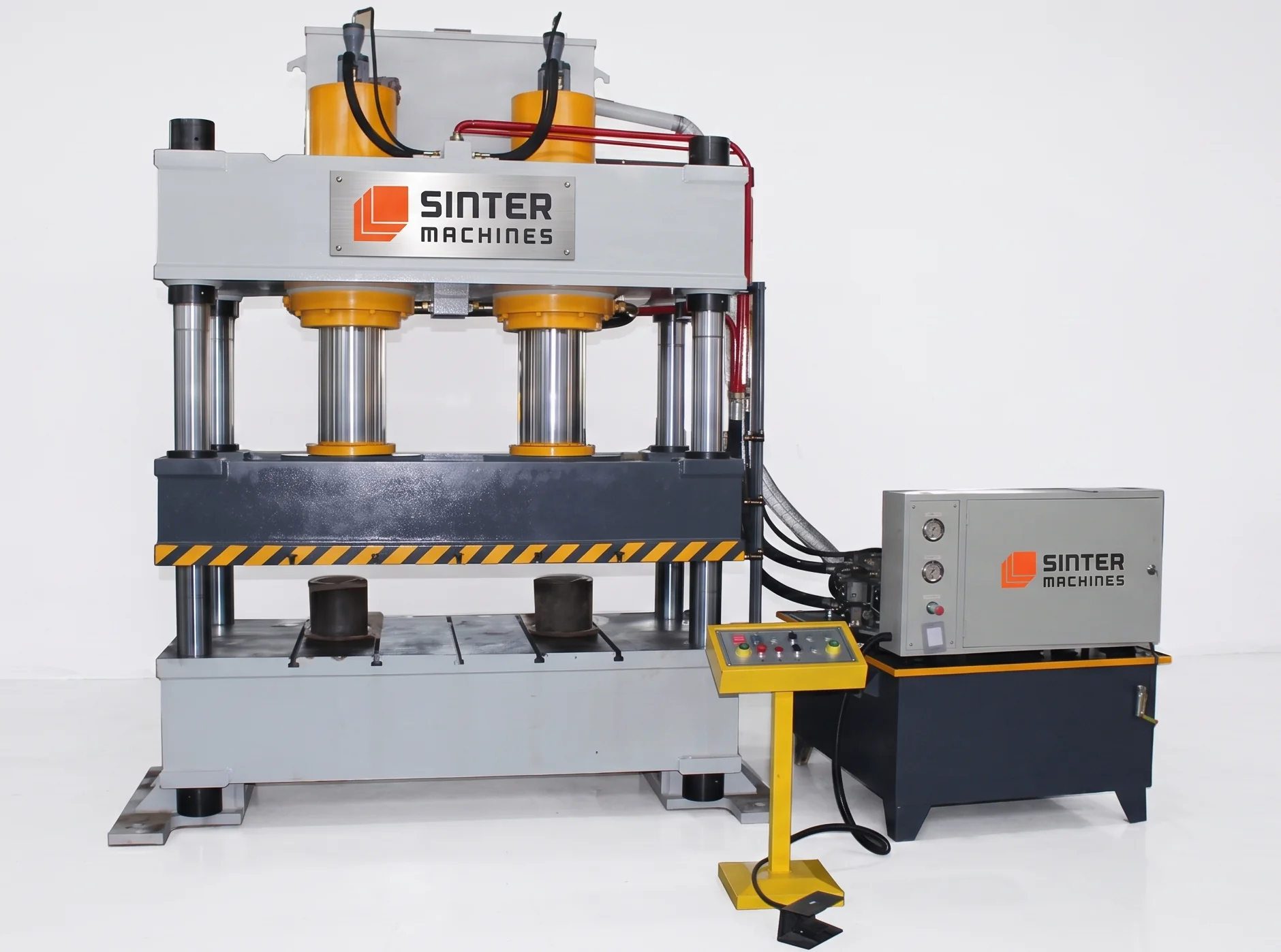 Fence Poles Press — hydraulic press 3