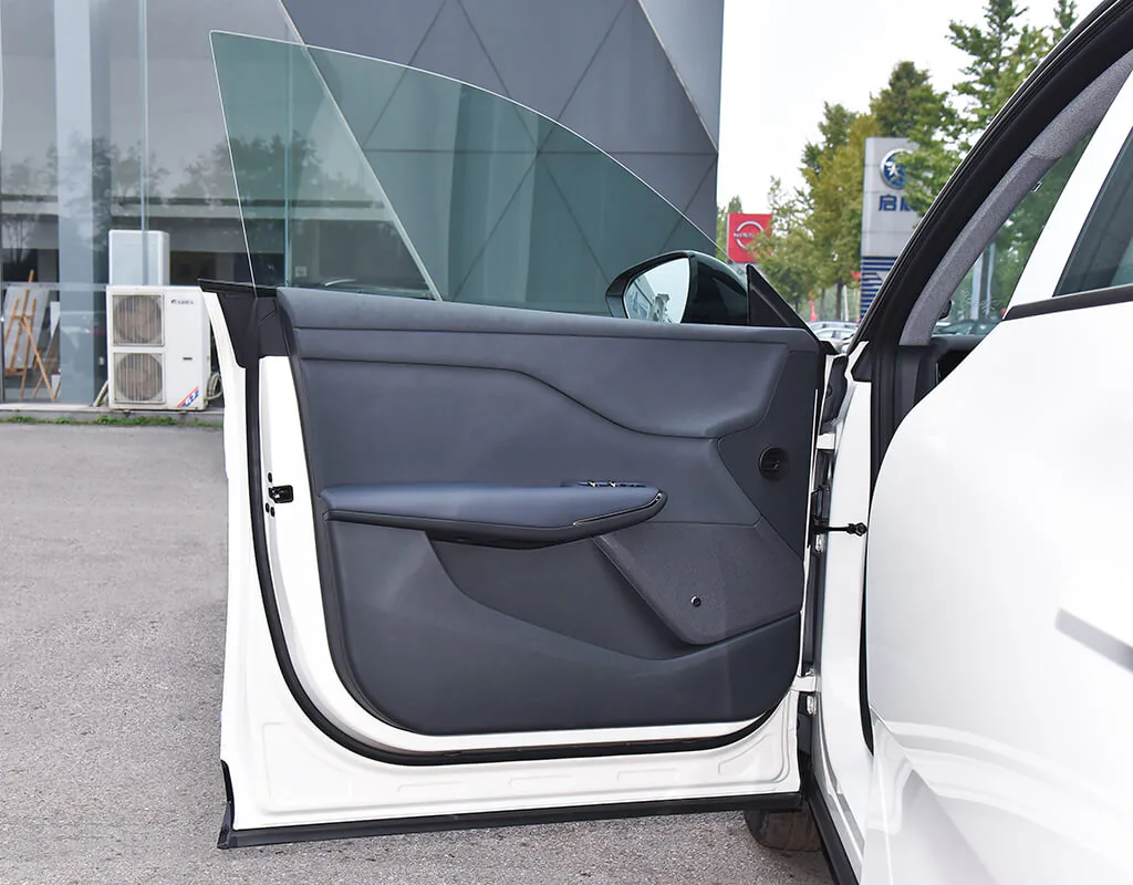 2000T Automotive Door Panels Press finished product 1