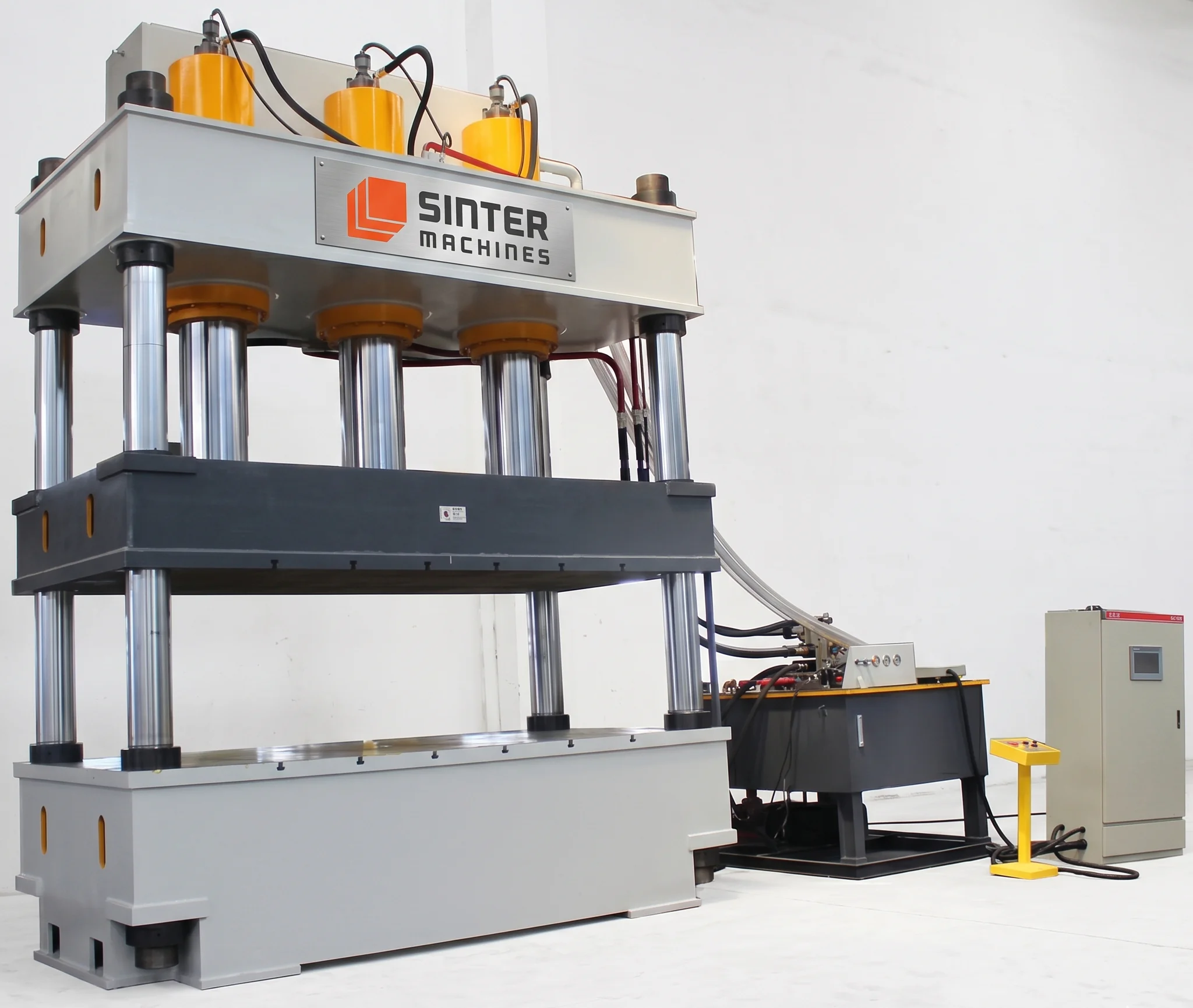 1000T Train Door Panels Press press view 1