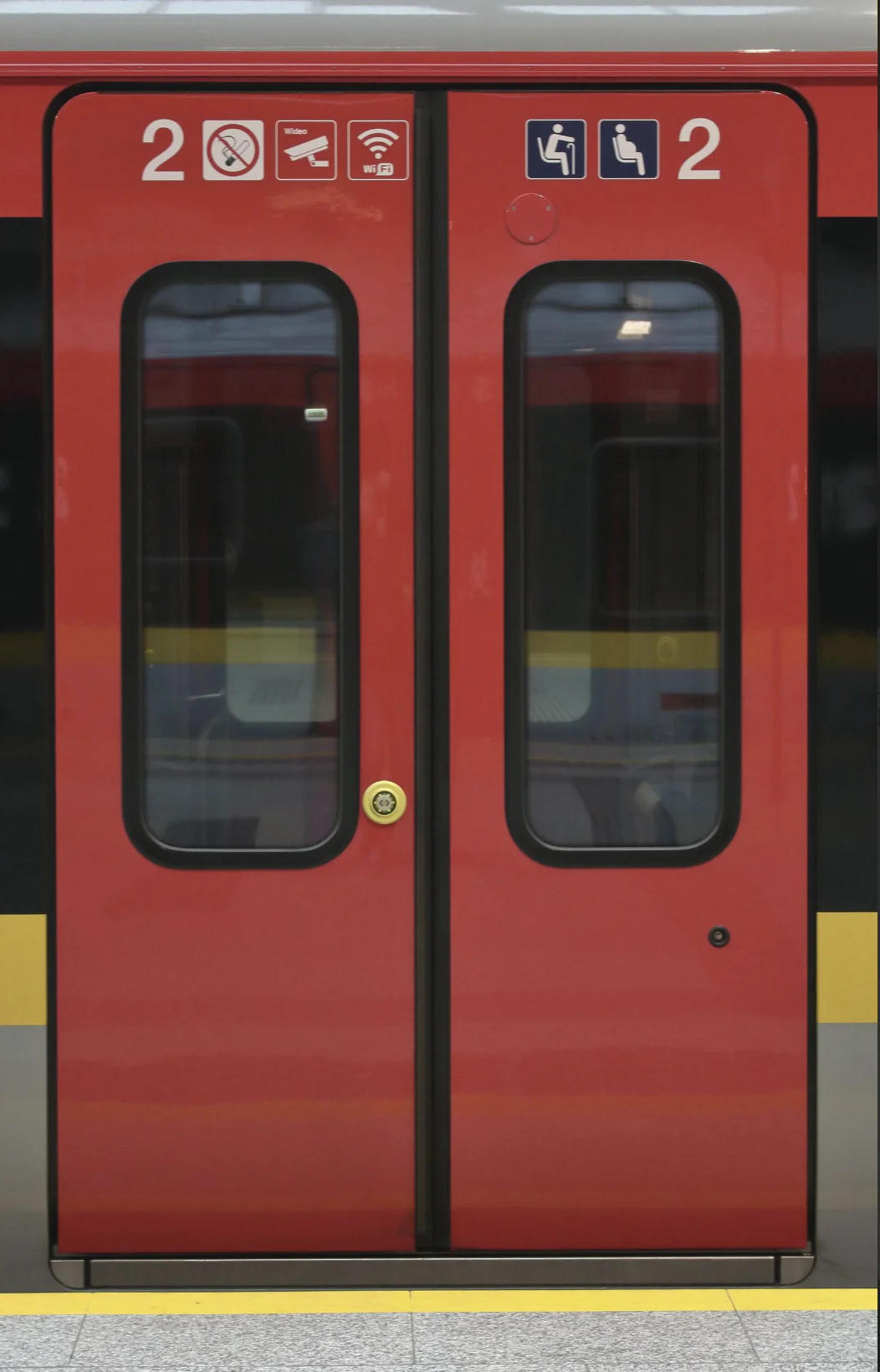 1000T Train Door Panels Press finished product 5