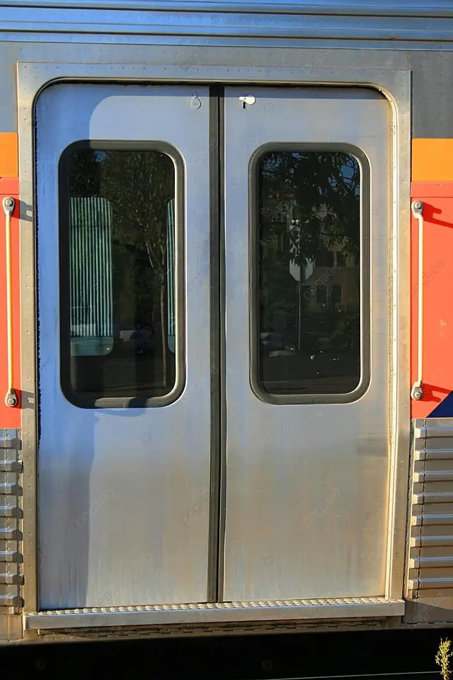 1000T Train Door Panels Press finished product 4