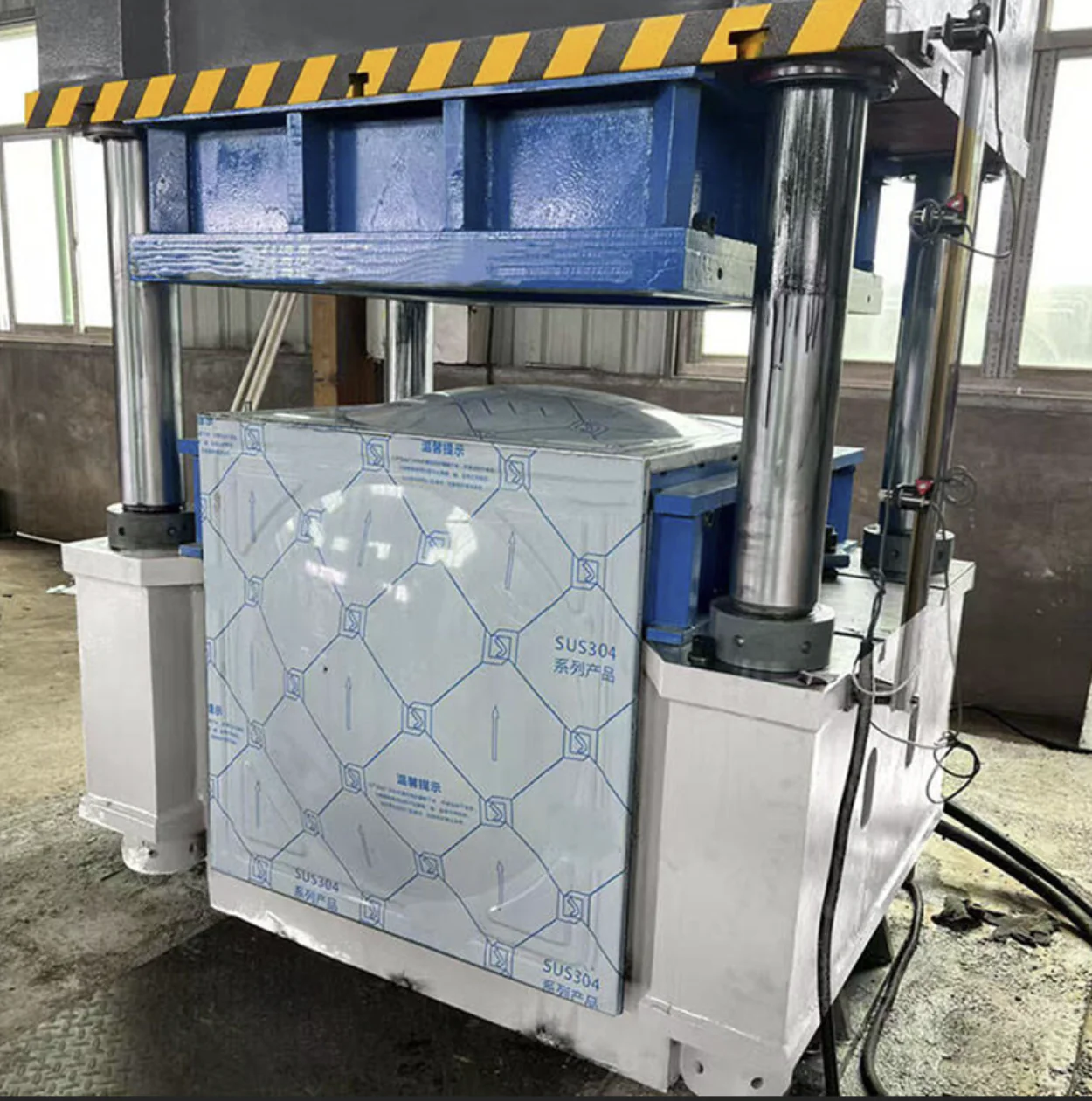 800T SS Water Tank Plates Press die mold