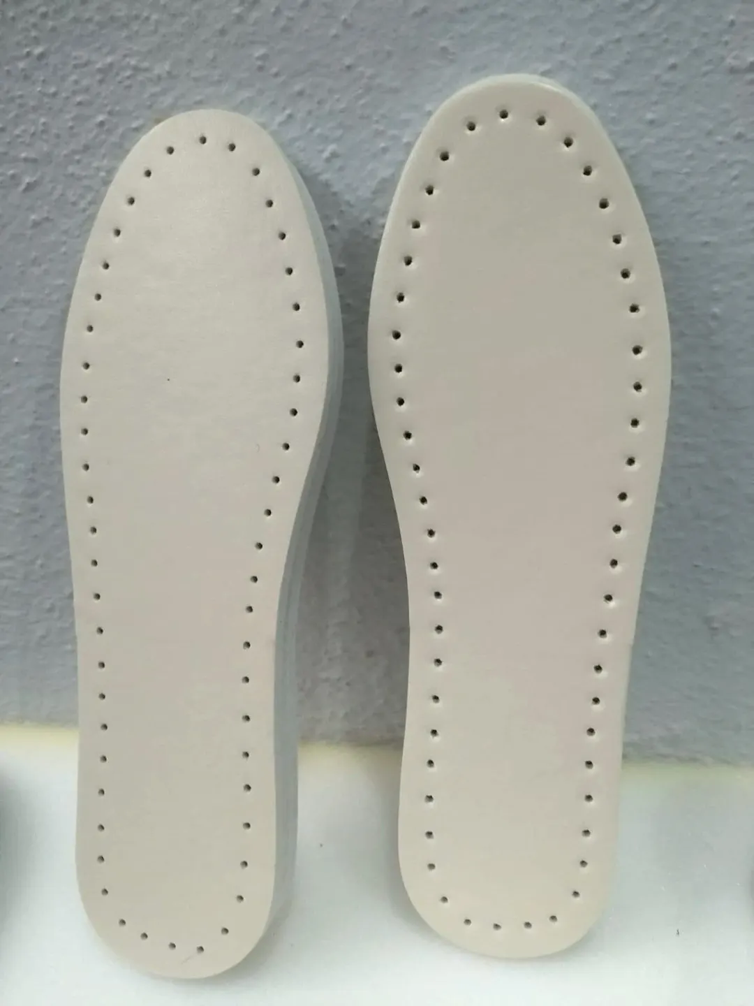 100T Cutting Slipper & Shoe Soles Press finished product 1