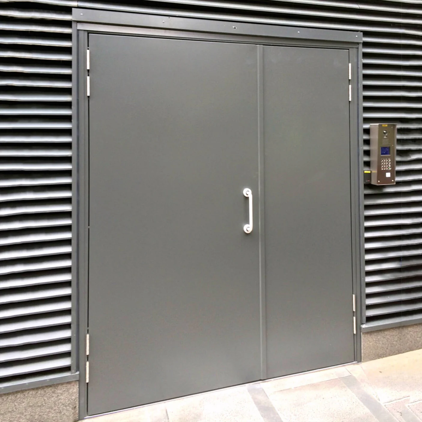 3000T Metal Steel Doors Press finished product 1